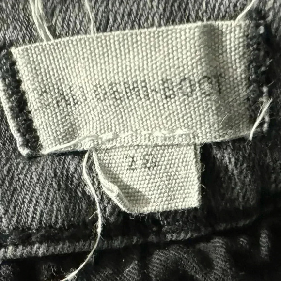 Madewell Cali Demi Boot Black Jeans. Fringed bottoms. 4 Button Fly. - Picture 11 of 11